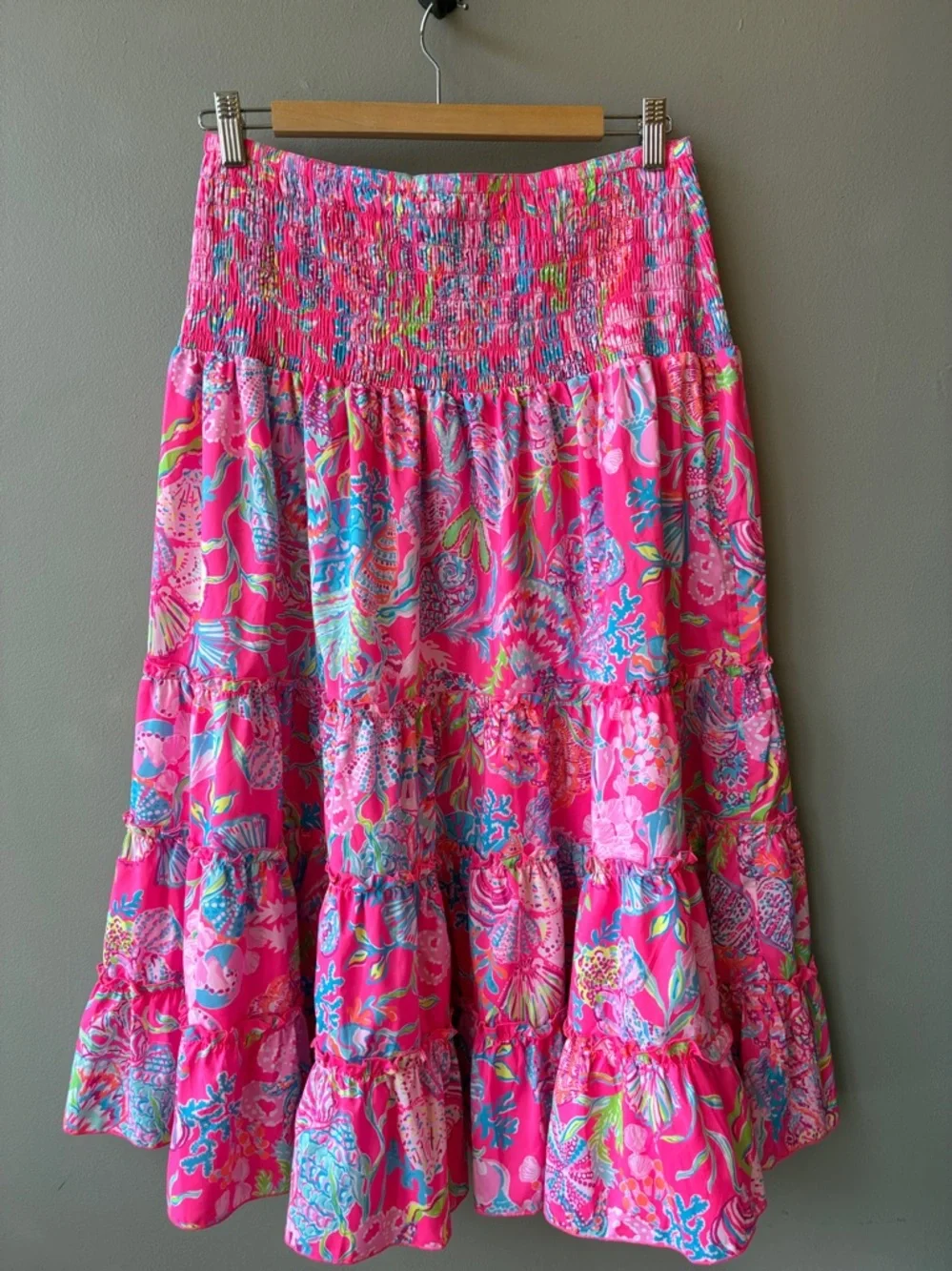 Lilly Pulitzer Deavan Pink Floral Tiered Midi Skirt, Medium - Picture 5 of 7